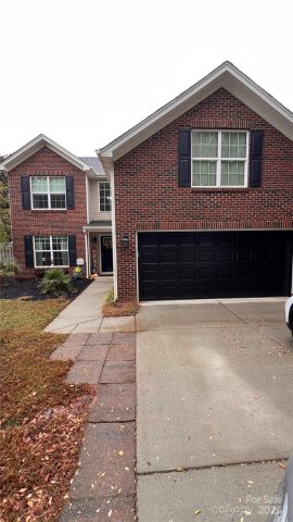 401 Sugar Maple Drive sold home in Lake Shore, Tega Cay, SC
