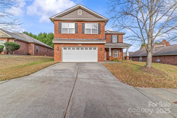 2532 Glyncastle Way active home in Kinmere, Gastonia, NC