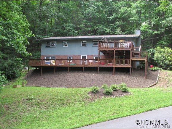 38 Brightwood Lane sold home in Oak Forest, Cullowhee, NC