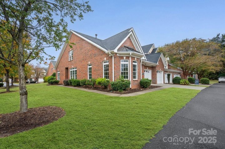 703 Congressional Lane sold home in Beacon Knoll Villas, Fort Mill, SC