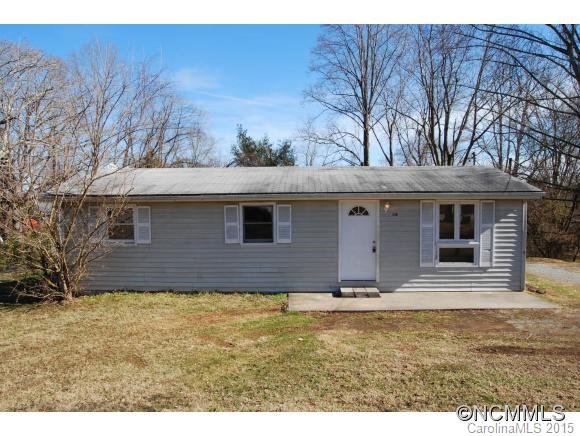 138 Fairview Ave sold home in Barker Heights, Hendersonville, NC