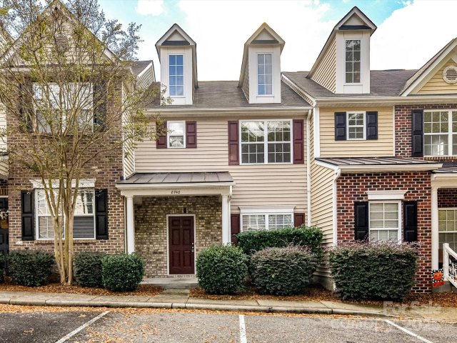 8748 Twined Creek Lane sold home in Bent Creek, Charlotte, NC
