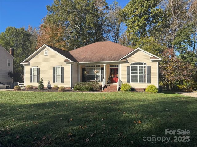 11648 Crossroads Place sold home in Porters Landing, Concord, NC