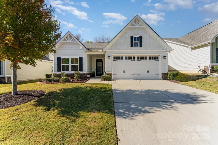 10356 Black Locust Lane sold home in Holcomb Woods, Charlotte, NC