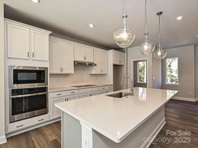 921 Archway Lane active home in Archer Row, Charlotte, NC