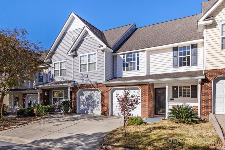 813 Rock Lake Glen sold home in Cole Creek, Fort Mill, SC