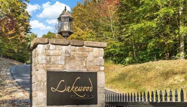 Homes in Lakewood, Marion