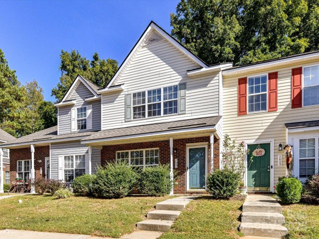 7607 Petrea Lane sold home in The Landing at Hickory Grove, Charlotte, NC