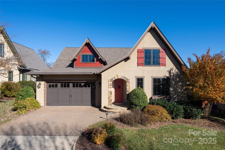 38 Chantilly Drive active home in Thoms Estate, Asheville, NC