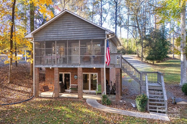 309 Emerald Shores Road sold home in Emerald Shores, Mount Gilead, NC