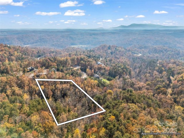 0 Crest Drive active home in Vista At Bills Mountain, Lake Lure, NC