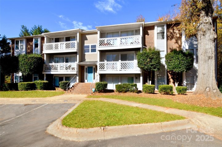 9401 Old Concord Road B sold home in Shannon Green II, Charlotte, NC