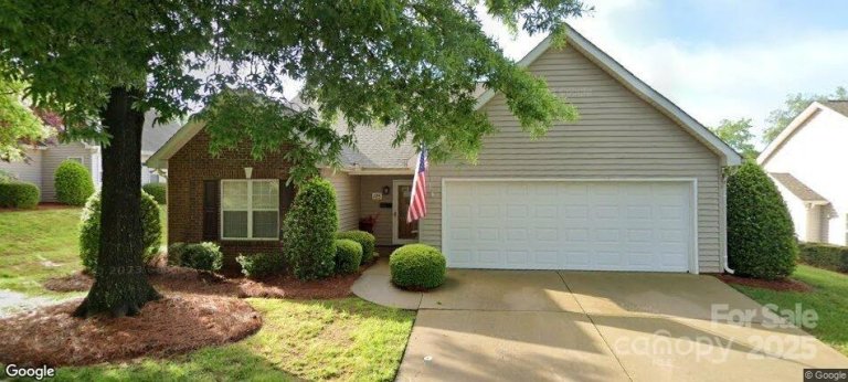 125 Oak Village Parkway sold home in The Villages At Oak Tree, Mooresville, NC