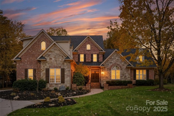 6412 Robin Hollow Drive sold home in Ellington Farm, Mint Hill, NC