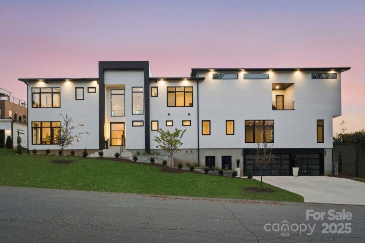 Homes in Shenandoah Park, Charlotte