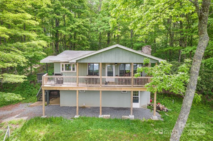 170 Lucas Lane active home in Wolf Laurel, Mars Hill, NC