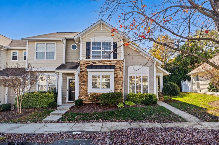 120 Chimney Rock Lane sold home in Fieldstone, Fort Mill, SC