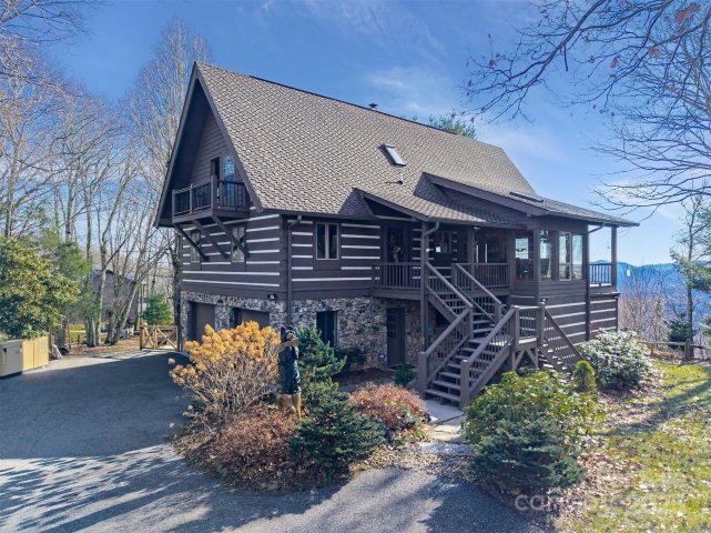 135 Grouse Point Road sold home in Laurel Heights, Maggie Valley, NC