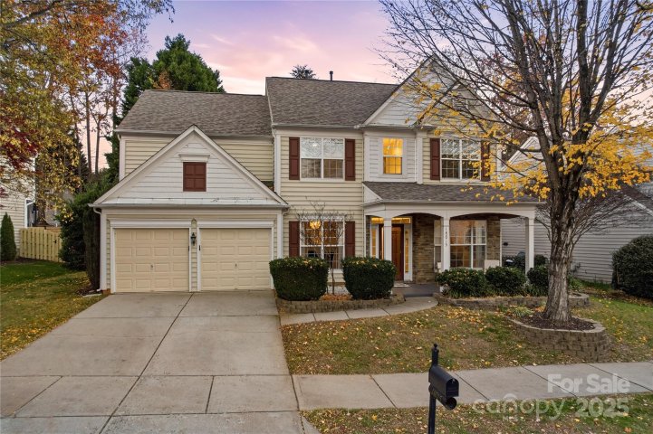 18015 Harbor Mist Road sold home in Victoria Bay, Cornelius, NC