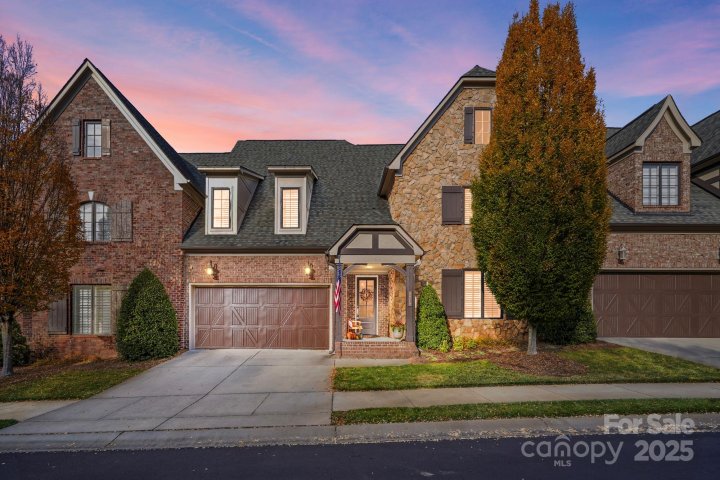 5212 Shepley Court sold home in The Mayfair, Charlotte, NC