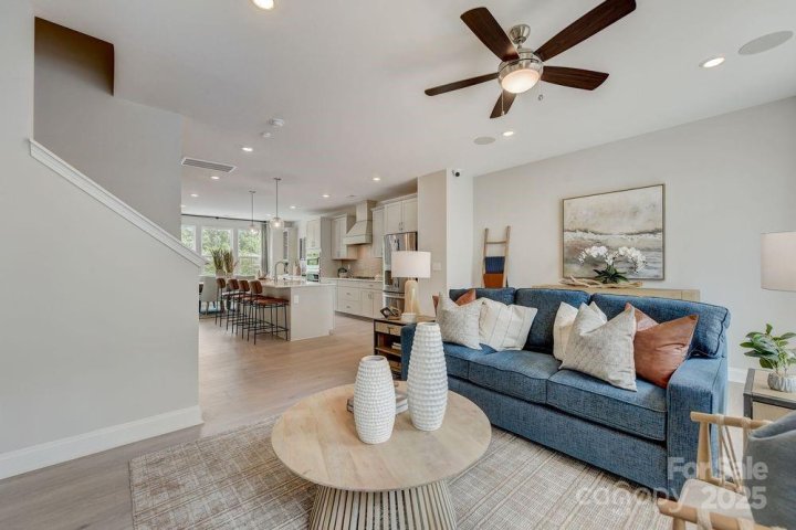 567 Silver Star Boulevard pending home in Indian Trail Townhomes, Indian Trail, NC