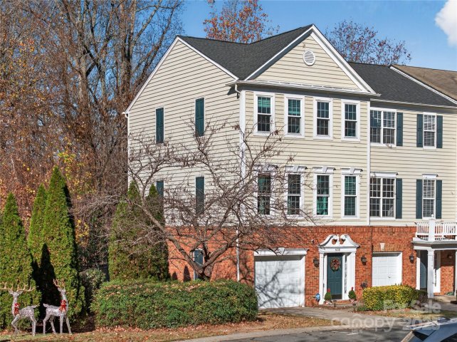 3018 Castleberry Court sold home in Magnolia Park, Charlotte, NC