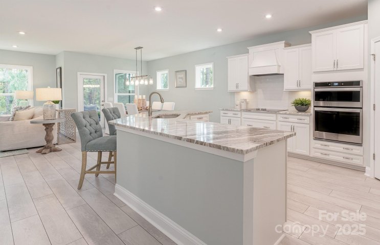 2024 Waxhaw Crossing Drive pending home in Forest Creek, Waxhaw, NC
