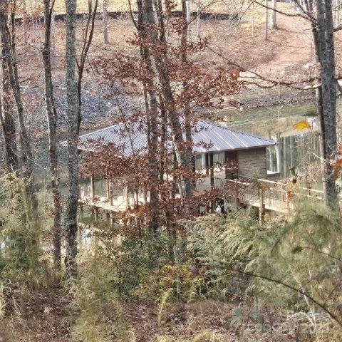 A home in Lake Vista, Valdese