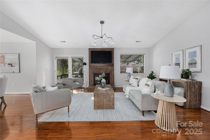 9130 Landsburg Lane sold home in Brandon Forest, Charlotte, NC