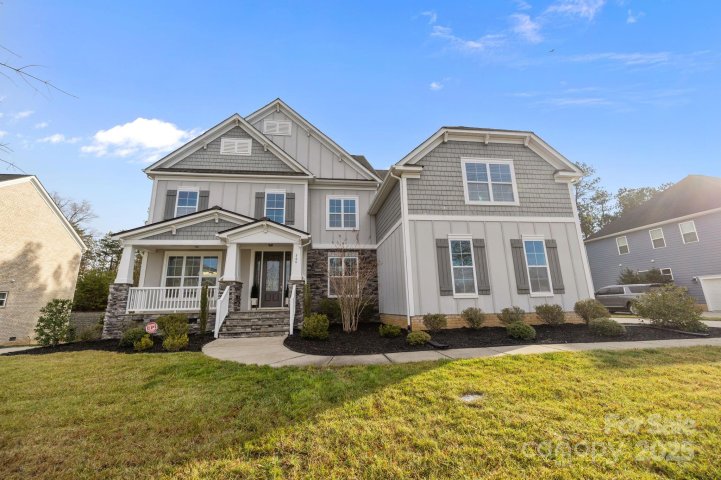 366 Hampton Trail Drive active home in Habersham, Fort Mill, SC