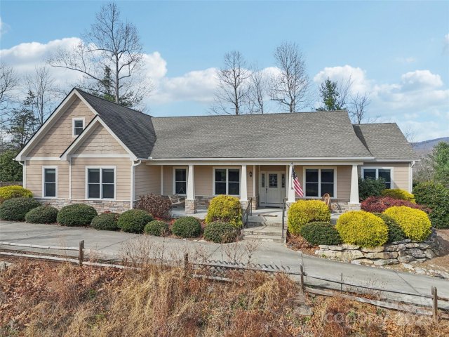 Homes in Silverglen, Hendersonville