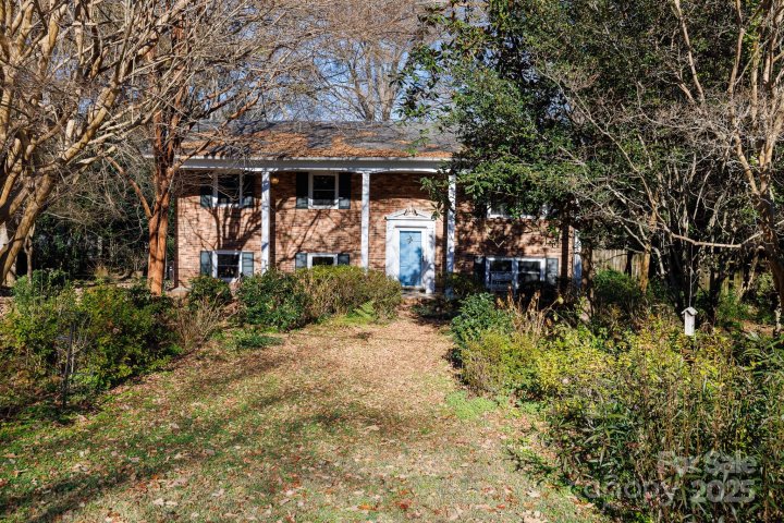 222 Sherwood Circle sold home in Country Club Estates, Rock Hill, SC