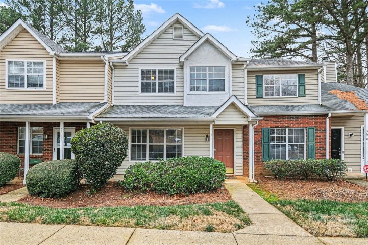 5672 Prescott Court sold home in Prescott Village, Charlotte, NC