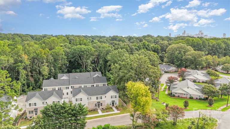 3713 Lou Ann Avenue pending home in Westerly Hills, Charlotte, NC