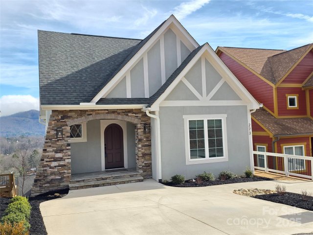 273 Mount Allen Heights sold home in Tudor Croft, Black Mountain, NC