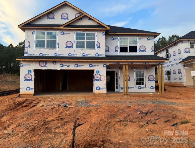 716 Inwood Hill Drive pending home in The Village At Parkside, Gastonia, NC