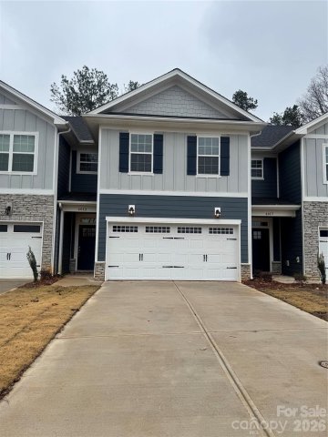 4013 Port Richmond Avenue pending home in Pine Trace, Gastonia, NC