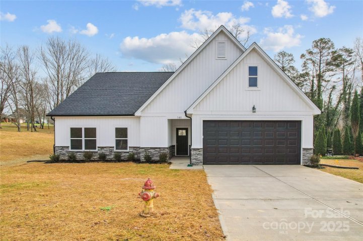141 Quail Hollow Drive sold home in Woodbridge, Kings Mountain, NC