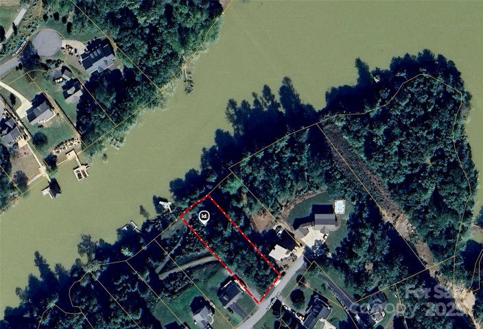 0 Lakeside Drive 25 active home in Plantation Point, Marion, NC