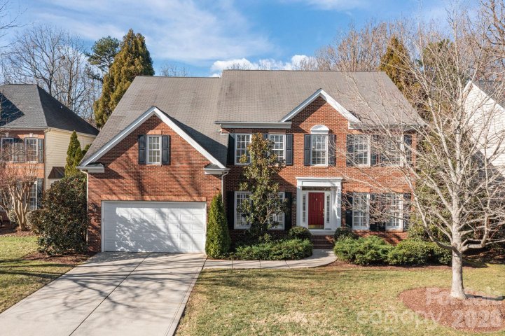 19139 Berkeley Commons Drive sold home in Jetton Cove, Cornelius, NC
