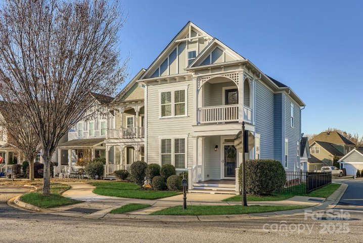 260 Bridges Farm Road sold home in Davidson Pointe, Mooresville, NC