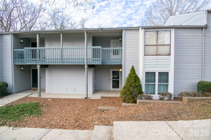 11042 Harrowfield Road active home in Carmel Village, Charlotte, NC