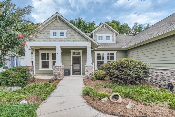 10630 Sweethaven Lane sold home in Hawthorne, Harrisburg, NC