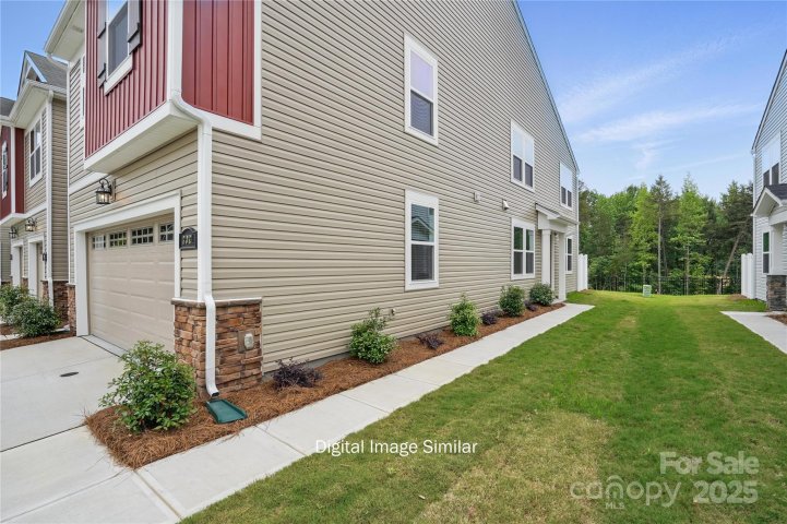 1217 Vibrant Road active home in Stonesummit, Charlotte, NC