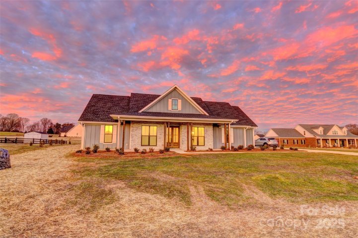 731 Kiser Road sold home in Bennington Estates, Bessemer City, NC