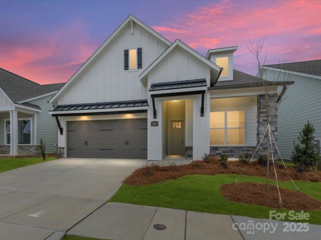 1100 Cane Way pending home in Encore At Streamside, Waxhaw, NC