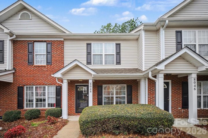 8048 Stoneham Court sold home in Summerfield, Matthews, NC