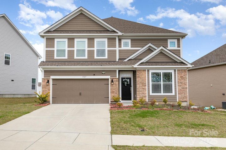 Homes in Heritage Ridge, Concord