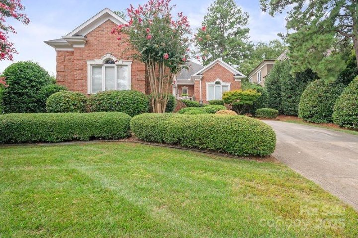17426 Springwinds Drive pending home in The Peninsula, Cornelius, NC