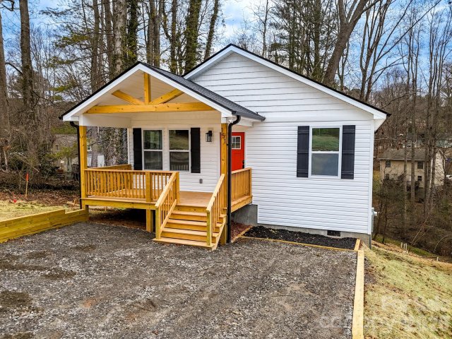 151 Shadowlawn Drive sold home in Sulphur Springs Park, Asheville, NC